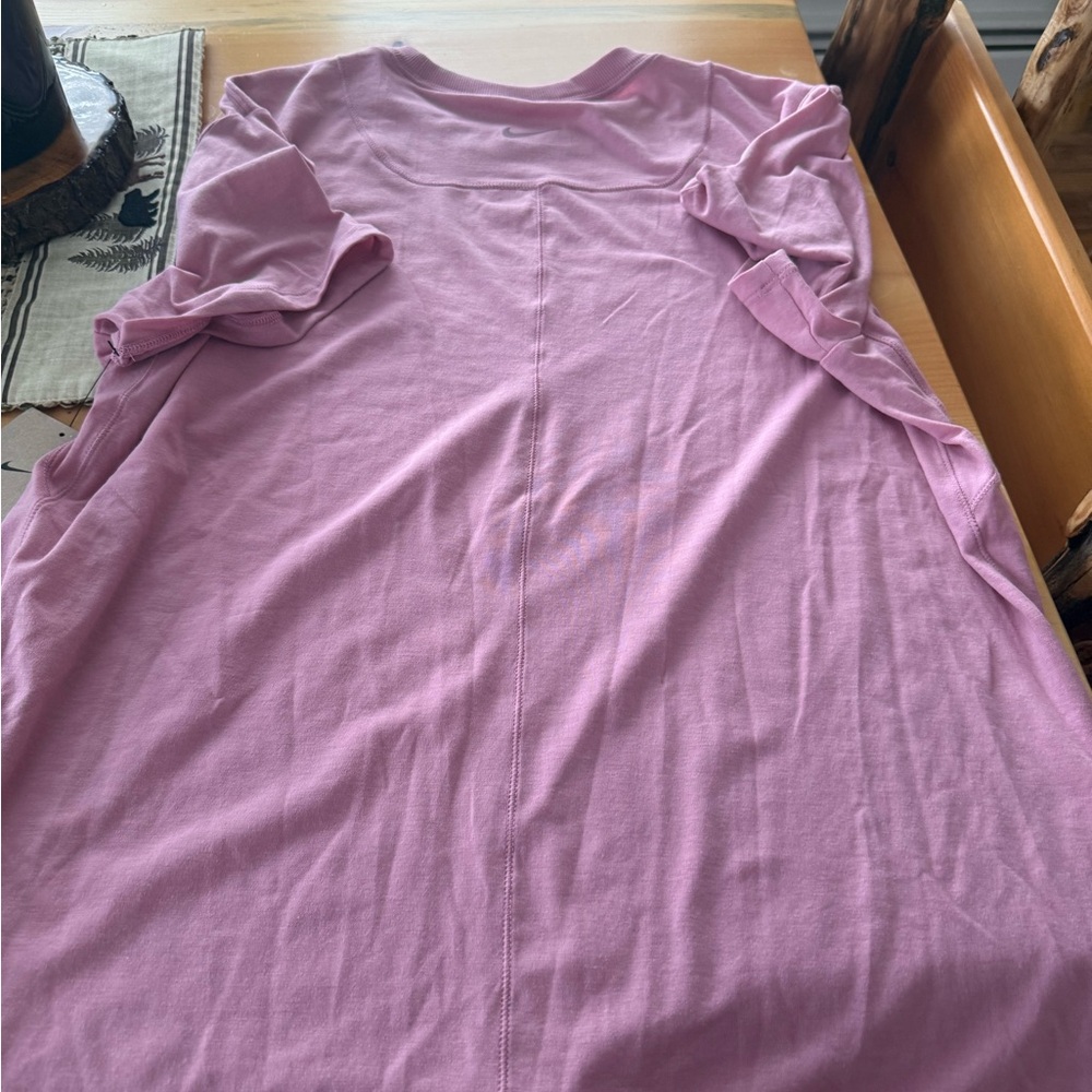 Nike Lavender Tee - Picture 5 of 6